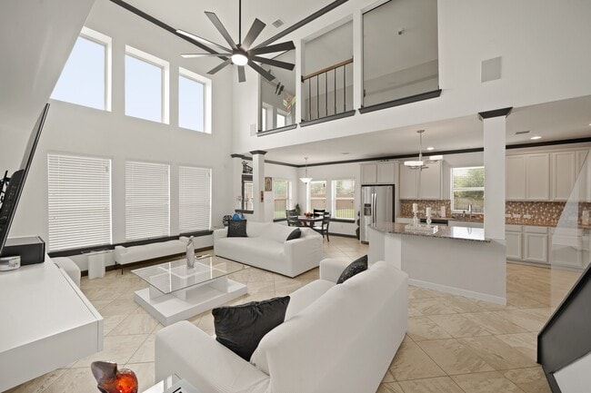 Building Photo - 249 Castlegate Ln
