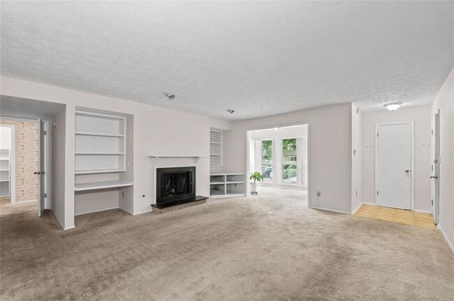 Building Photo - 1004 Dunbar Dr