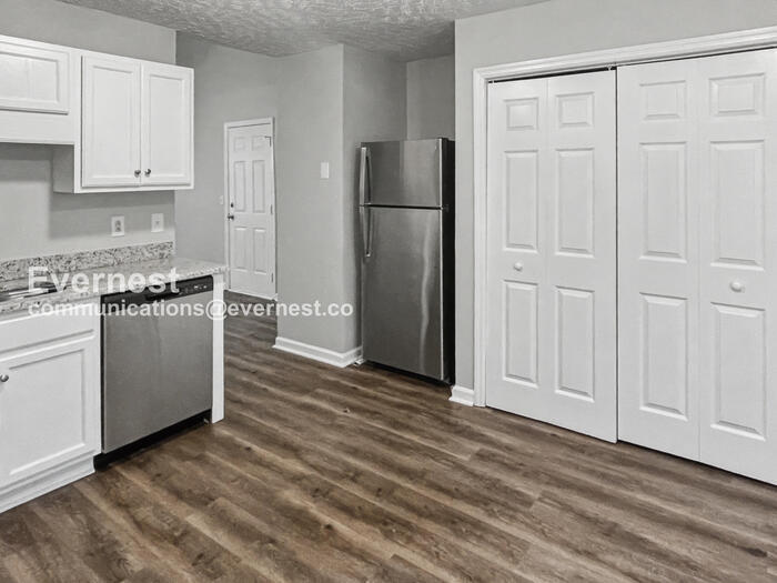 Building Photo - 4864 Nina Marie Ave