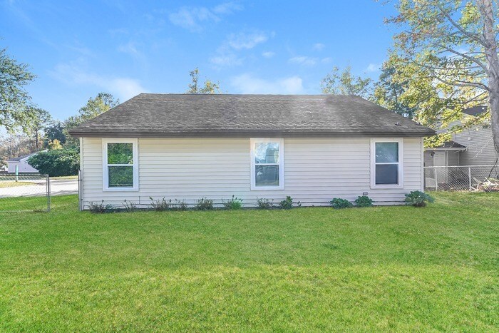 Building Photo - 101 Tweed Ct