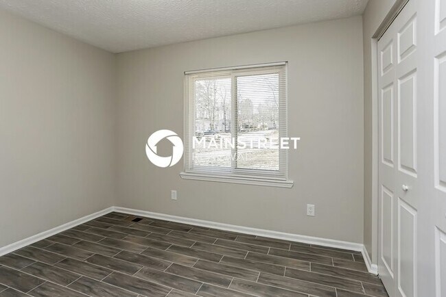 Building Photo - 3 Bedroom Pet-Friendly Home in Snellville, GA with Main Street Renewal