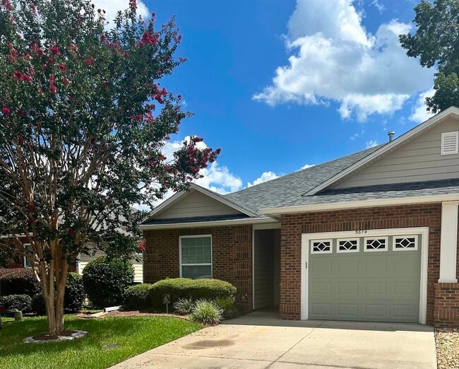 Primary Photo - 5614 Hampton Hill Cir