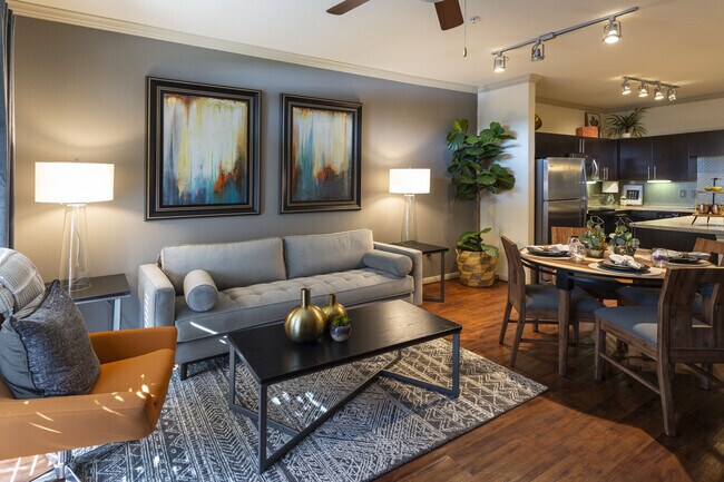 Building Photo - Limited-Time Incentive: 8 Weeks Free & $0 ...