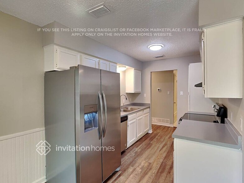 Building Photo - 6103 Autumn Springs Dr