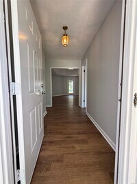 Building Photo - 6524 Foxleigh Ct