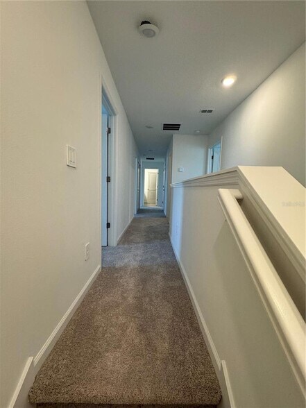 Building Photo - 6660 SW 89th Loop