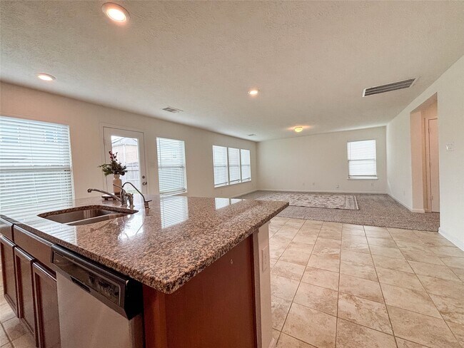 Building Photo - 2527 Boxwood Park