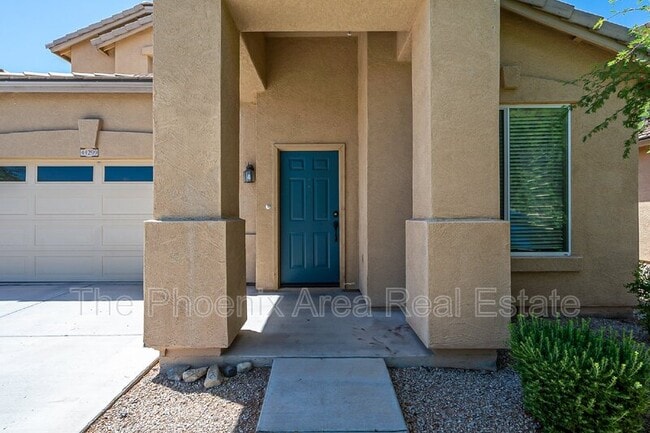 Building Photo - 44299 W Oster Dr