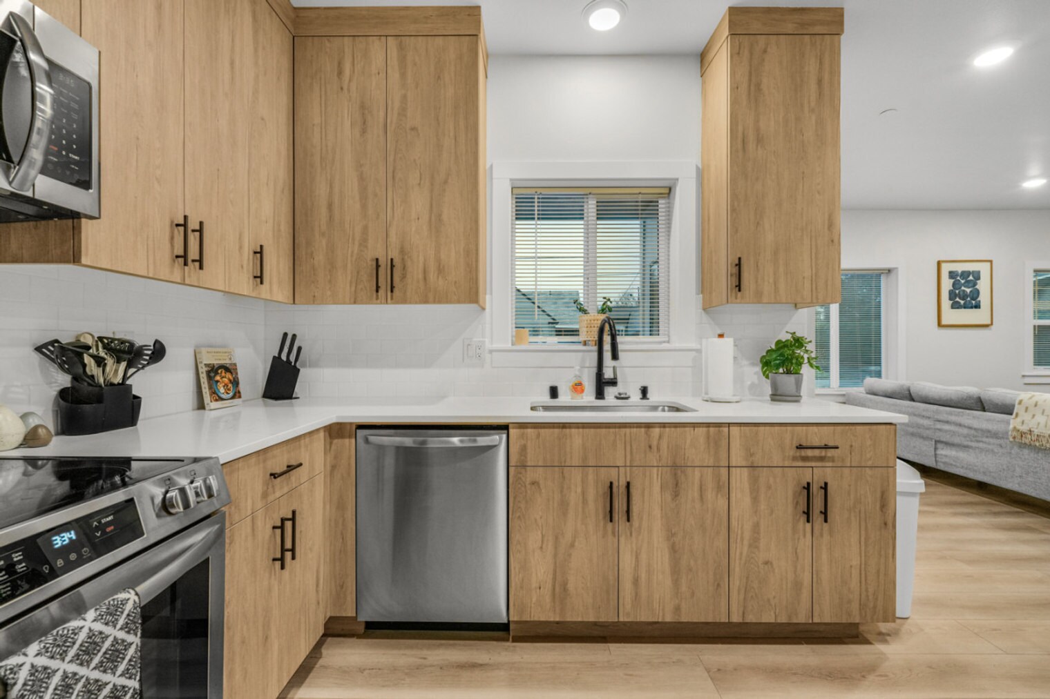 Building Photo - 3505 NE Creston Ave