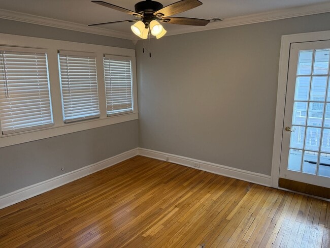 Building Photo - GHENT - 4 Bedroom Home with a Detached Garage