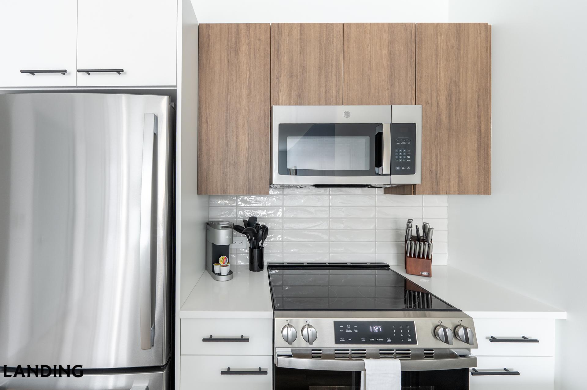 Building Photo - 39 Railroad Ave