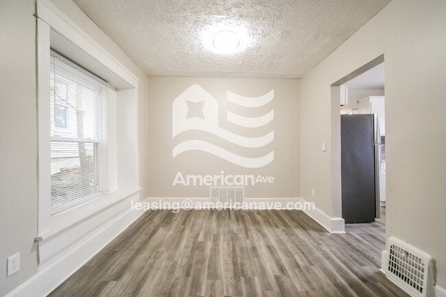 Building Photo - 2171 11th St SW