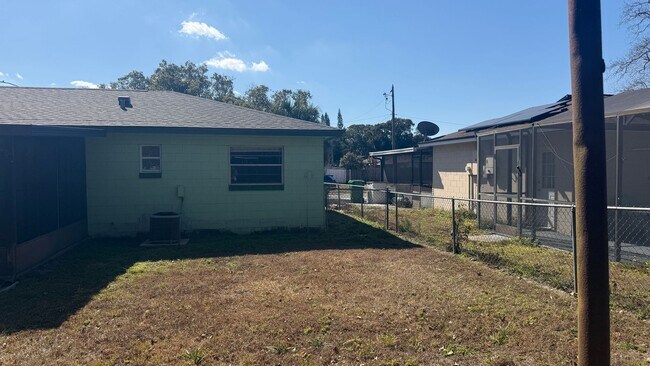 Building Photo - Charming 3-Bedroom Home in Quiet Winter Springs Neighborhood
