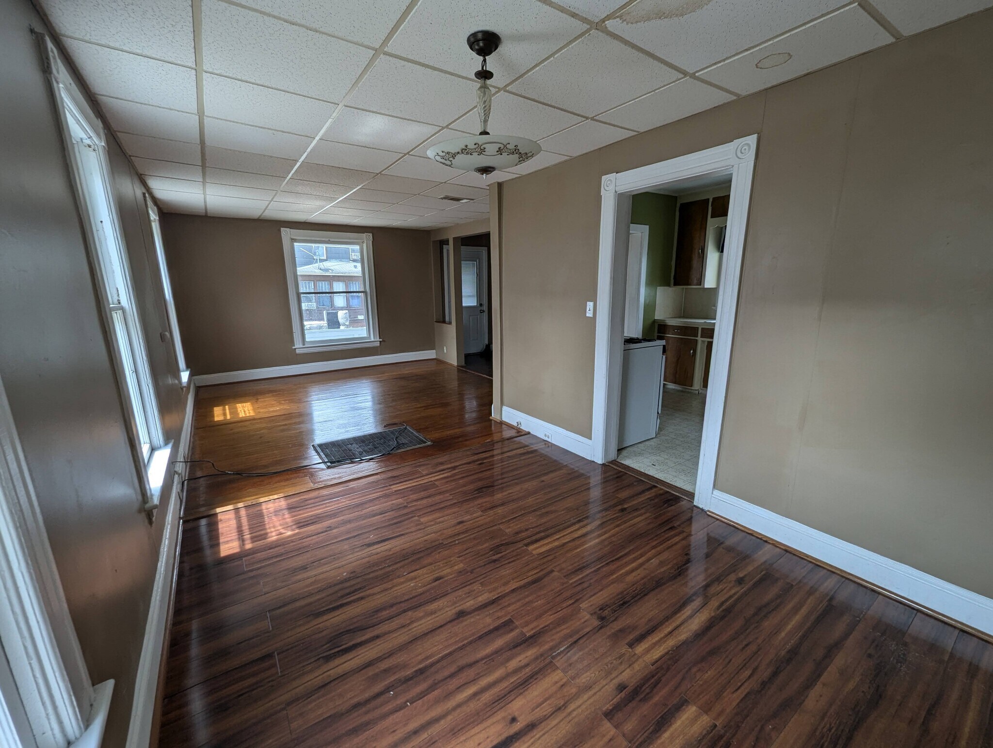 Building Photo - 22 Charlotte Ave