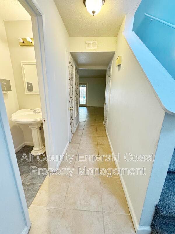 Building Photo - 114 Opp Blvd NE