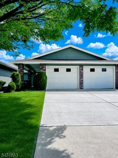 Building Photo - 332C Quinton Dr