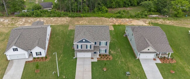 Building Photo - 827 Biltmore Dr