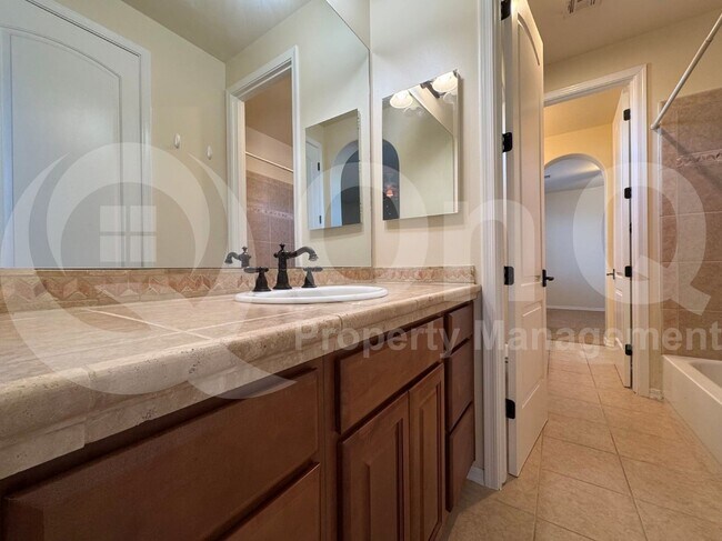Building Photo - 4371 S Pecan Dr
