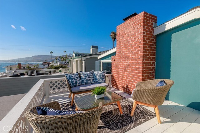 Building Photo - 1225 Gaviota Dr