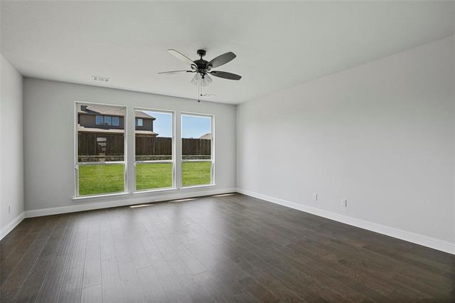 Building Photo - 508 Bush Ave