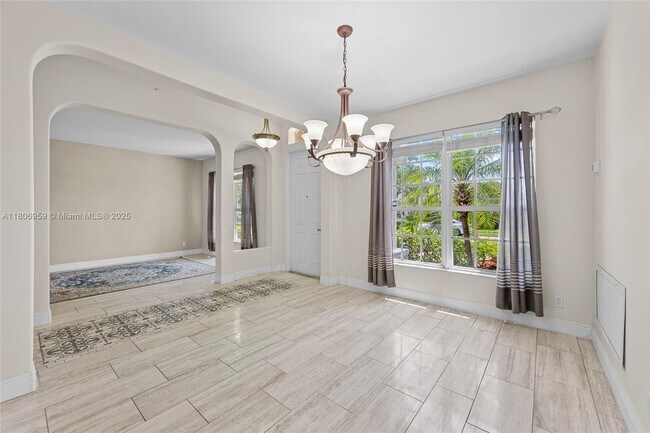 Building Photo - 1273 Scarlet Oak Cir