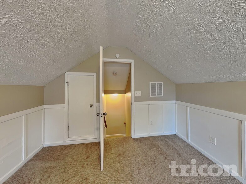 Building Photo - 1009 Butterfly Cove Way