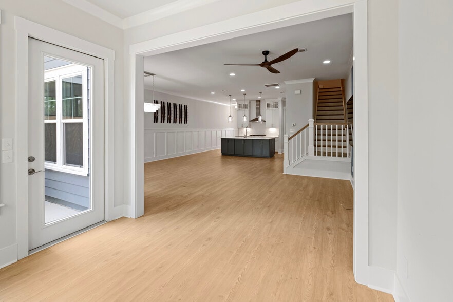 Building Photo - 2648 Balena Dr