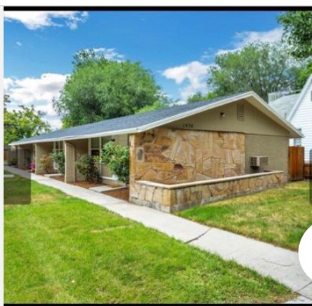 Building Photo - 1436 S Roberta St