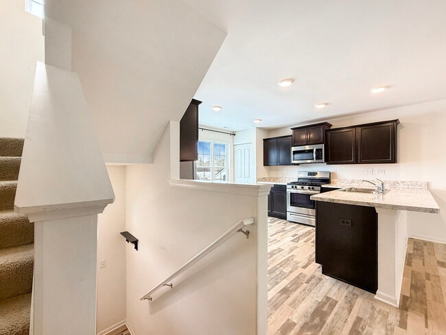 Building Photo - 2385 Upland Rd