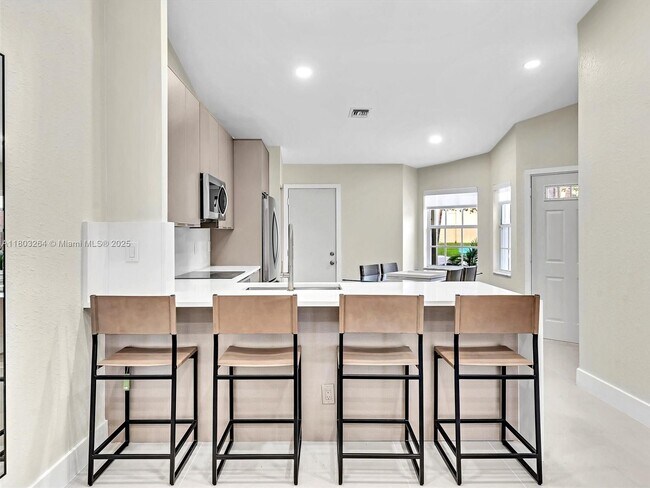 Building Photo - 15212 W Tranquility Lake Dr
