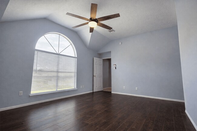 Building Photo - 1803 W Welsford Dr