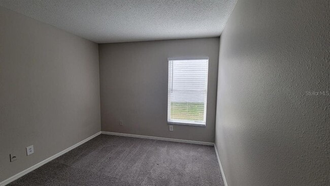 Building Photo - 12018 Wallingford Way