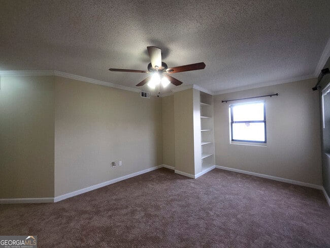 Building Photo - 795 Hammond Dr NE