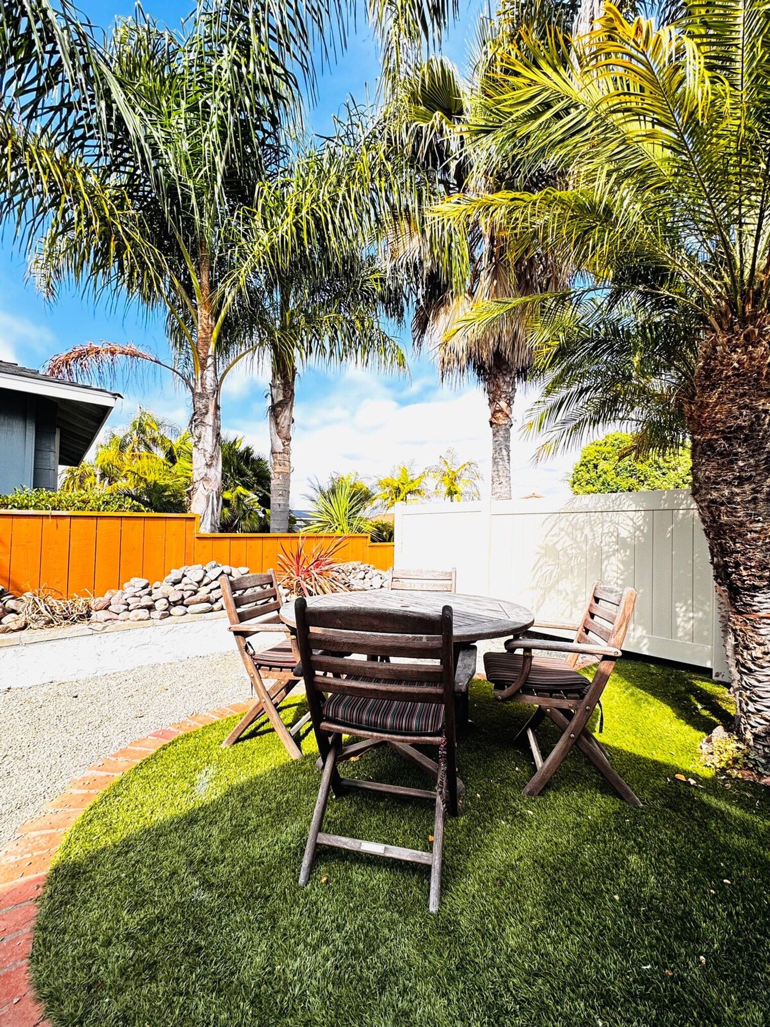 Building Photo - 4807 Refugio Ave