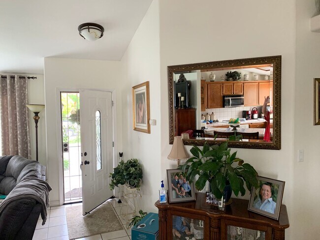 Building Photo - 3-Bedroom Home in Quiet Northwest Bakersfield Cul-de-Sac