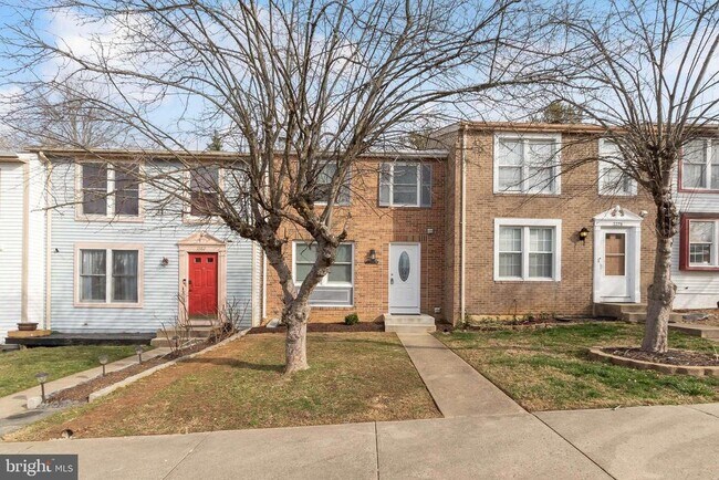 Building Photo - 3380 Longbow Ct