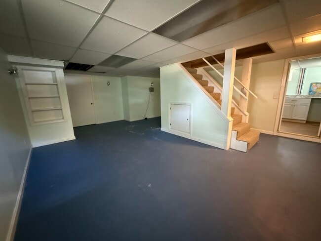 Building Photo - 534 Vinton St