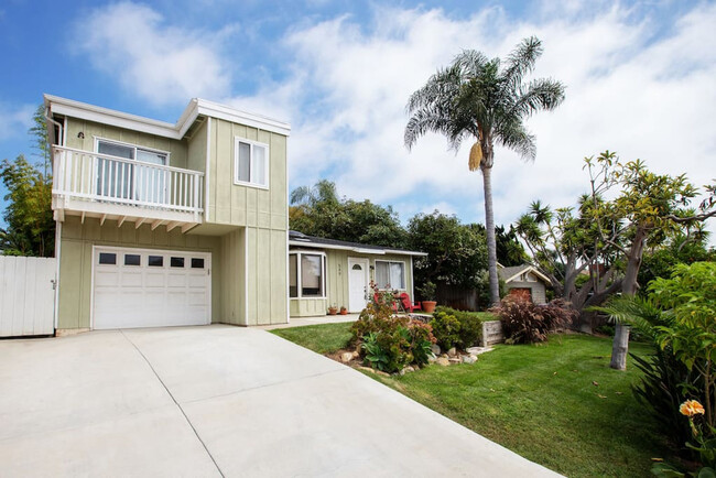 Building Photo - 549 San Dieguito Dr