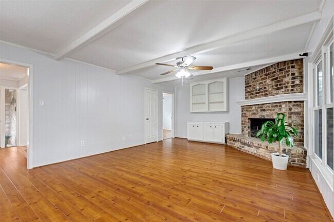 Building Photo - 12615 Retreat Trail