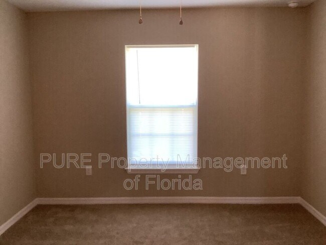Building Photo - 2945 SW 148 Ct