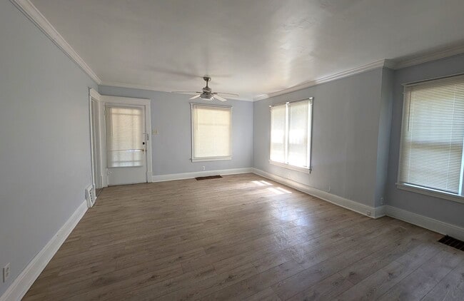 Building Photo - 3017 Sanford St