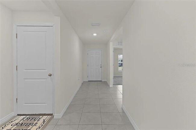 Building Photo - 8661 Triumph Cir