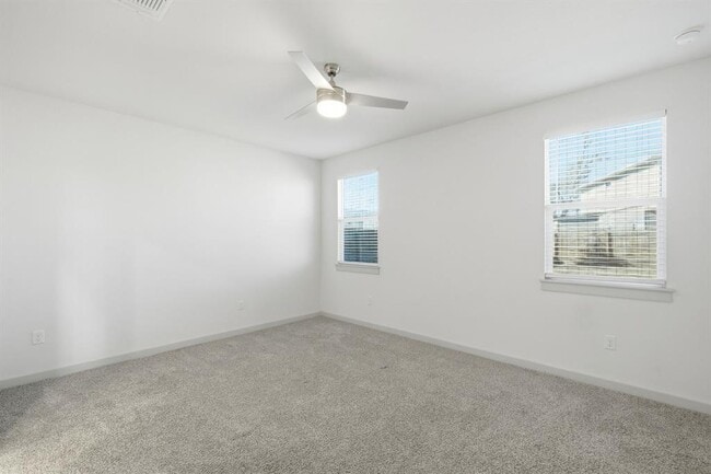 Building Photo - 10912 Fulton Ave