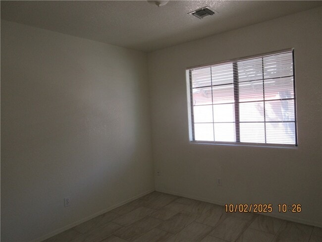 Building Photo - 2730 Colorado Ave