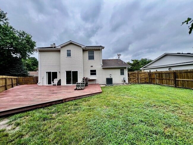 Building Photo - Spacious 3 bedroom home in Wesleyan Chase