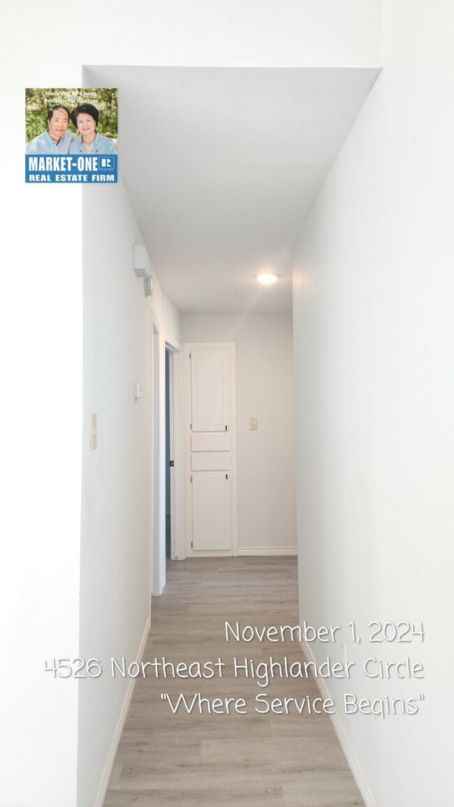 Building Photo - 4526 NE Highlander Cir