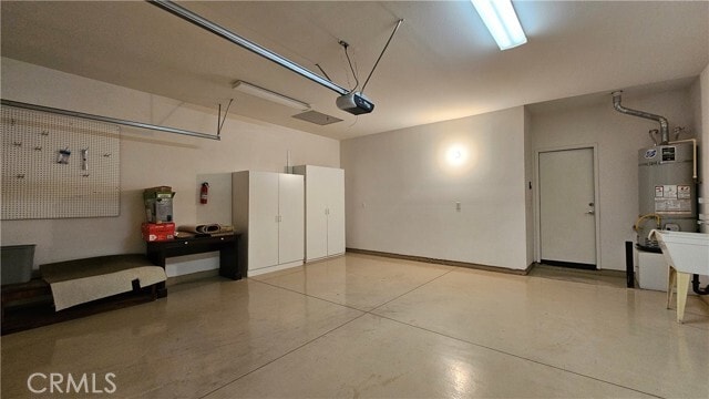Building Photo - 8233 Doral Ln