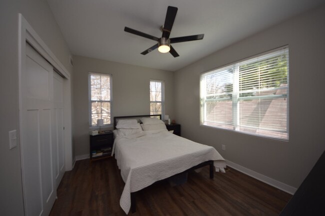 Building Photo - Fantastic luxury two-bedroom, two-bathroom...