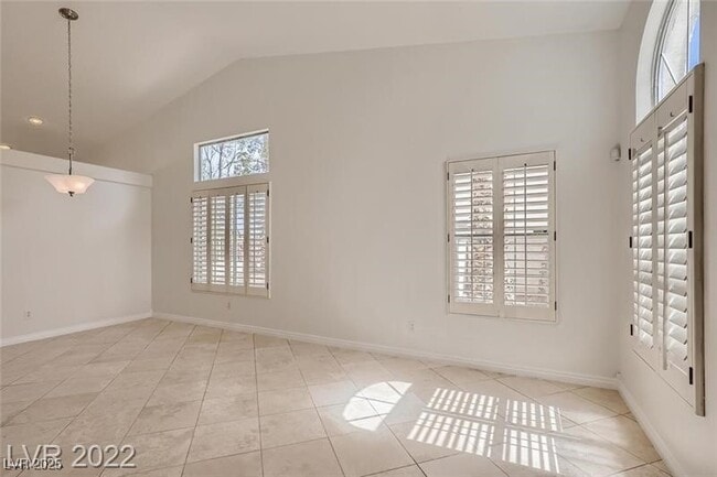 Building Photo - 1850 Swallow Hill Ave