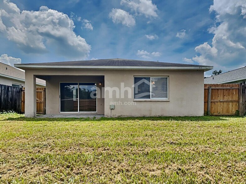 Building Photo - 519 Scarlet Maple Ct